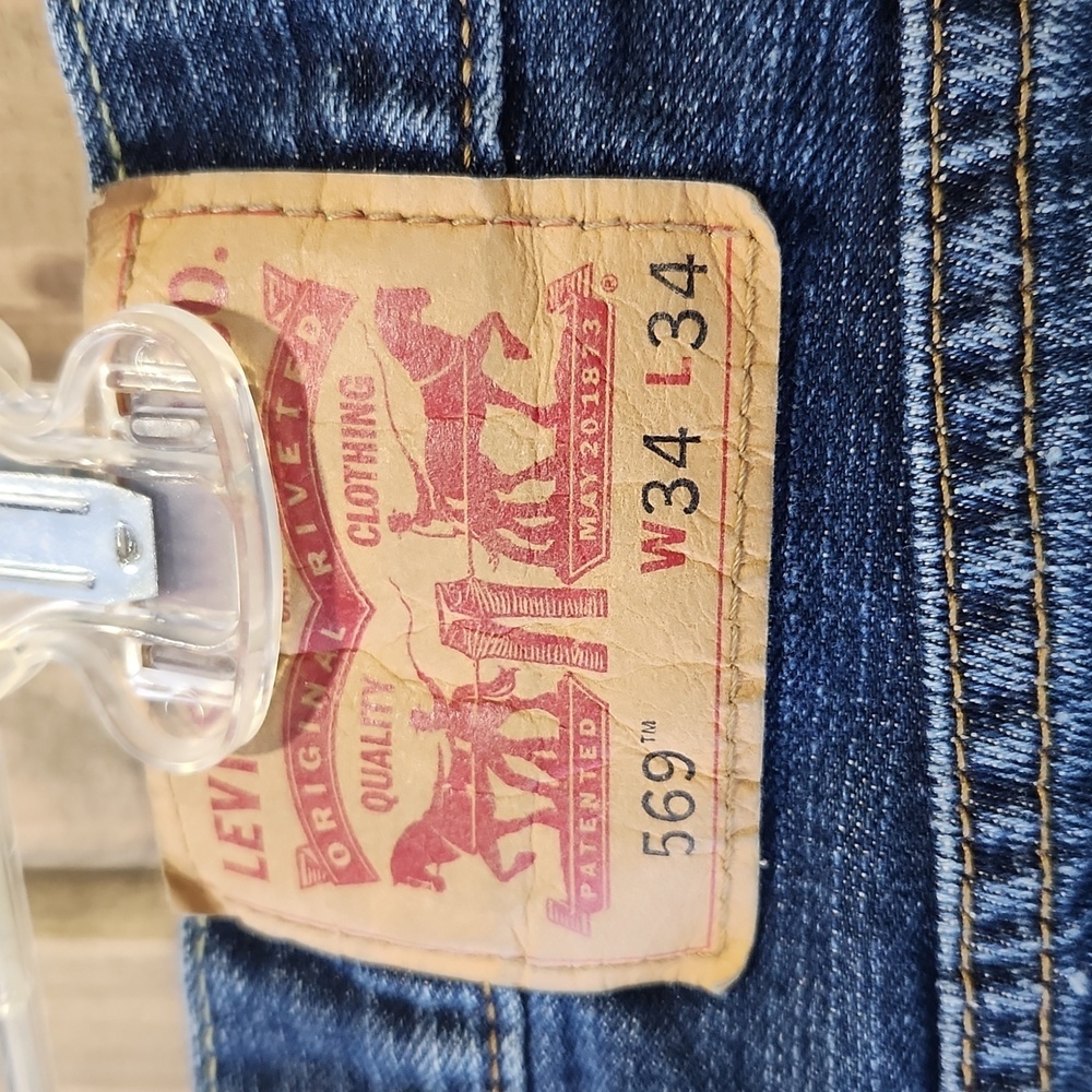 Levi's 569, straight legged 34x34, preowned, Excellent condition - Picture 4 of 5
